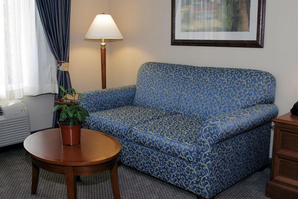 Hilton Garden Inn Гейнсвил Екстериор снимка