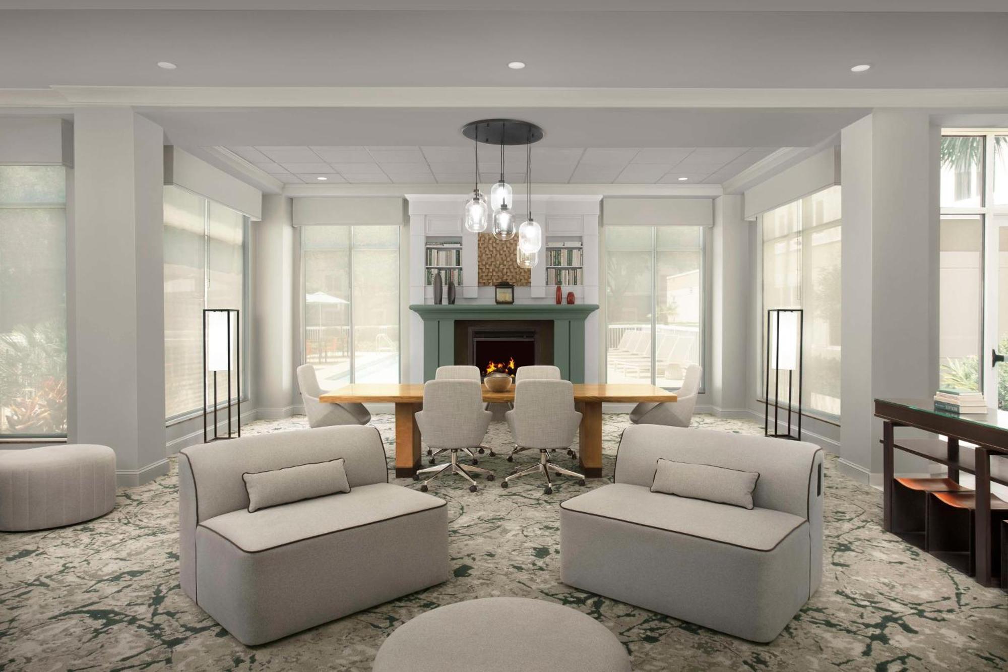 Hilton Garden Inn Гейнсвил Екстериор снимка